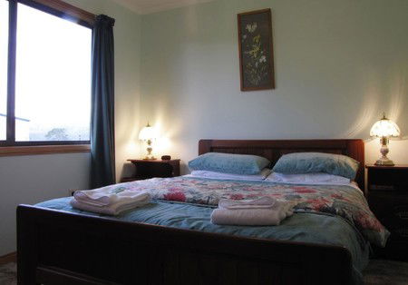 Cherry Top Accommodation - Cherry Top - Surfers Paradise Gold Coast 2