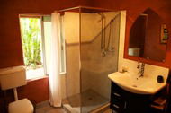 Cedar Park Rainforest Resort - Surfers Paradise Gold Coast 1