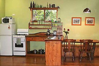 Crater Lakes Rainforest Cottages - Surfers Paradise Gold Coast 7