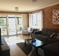The Beach Retreat - Surfers Paradise Gold Coast