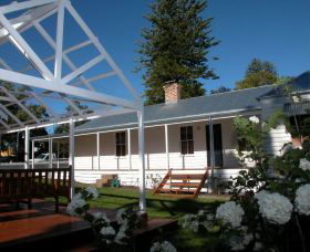 The Cottage - Berry - Surfers Paradise Gold Coast 0