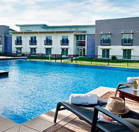 Springs Resort - Shoalhaven Sports Motel - Surfers Paradise Gold Coast
