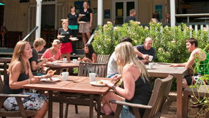 Halse Lodge Backpackers Hostel YHA - Surfers Paradise Gold Coast 2