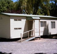Castlemaine Central Cabin  Van Park - Surfers Paradise Gold Coast