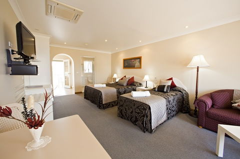 Harbourview Motel Bermagui - Surfers Paradise Gold Coast 2
