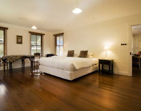 The Cottage - Berry - Surfers Paradise Gold Coast 4