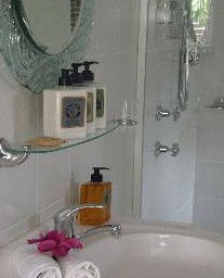 CeeSpray On Owen Bed And Breakfast - Surfers Paradise Gold Coast 3