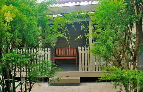 Bayswater Beach House - Surfers Paradise Gold Coast 7