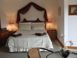 A View of Mt Warning Bed and Breakfast - Surfers Paradise Gold Coast