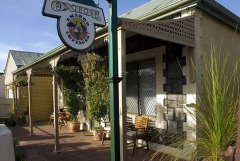 Emaroo Cottage On Oxide Street - Surfers Paradise Gold Coast 0