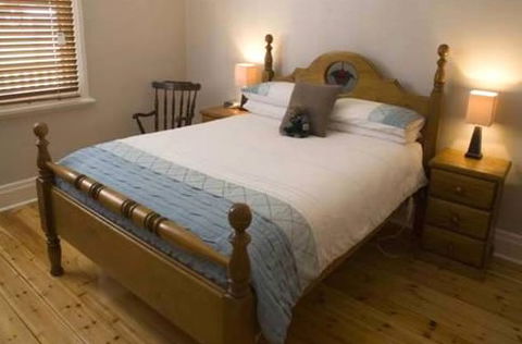 Emaroo Cottage On Williams Street - Surfers Paradise Gold Coast 2