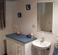 Blue Wren Cottage - Coolabah - Surfers Paradise Gold Coast