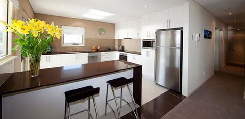 Flagship - Alta Mira - Surfers Paradise Gold Coast 2