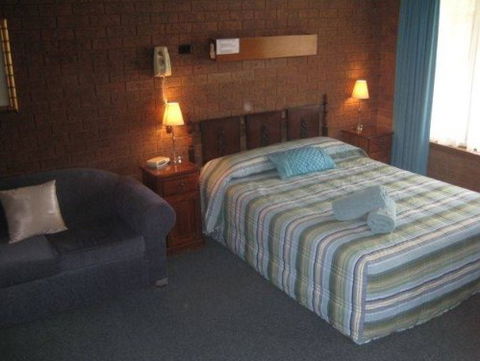 Greenacres Motel - Surfers Paradise Gold Coast 1