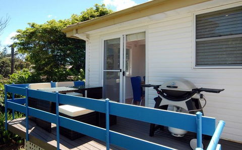 Beach Kharma Cottage - Surfers Paradise Gold Coast 2