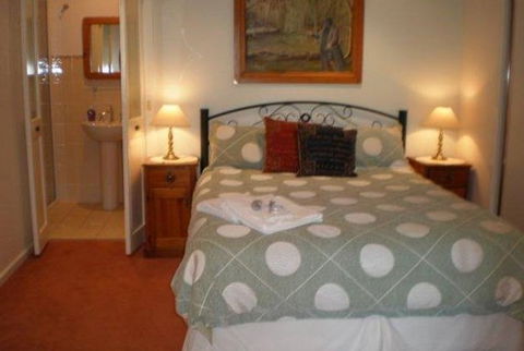Adams Peak Retreat - Surfers Paradise Gold Coast 2