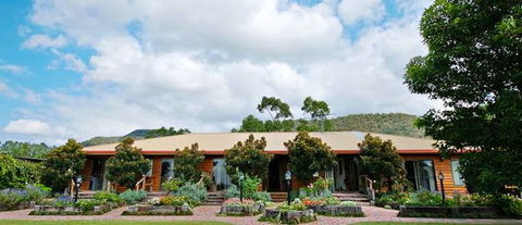 Adams Peak Retreat - Surfers Paradise Gold Coast 5