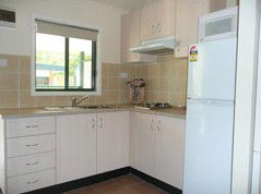Carinya Ski Ranch - Surfers Paradise Gold Coast 1