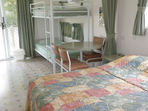 Emerald Cabin And Caravan Village - Surfers Paradise Gold Coast 3
