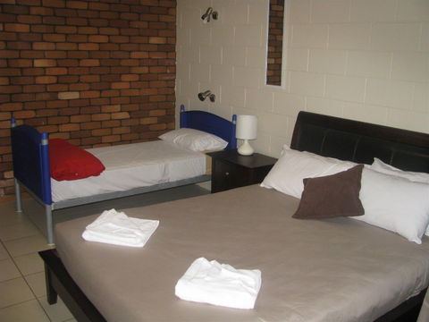 Susan River Homestead Adventure Resort - Surfers Paradise Gold Coast 1