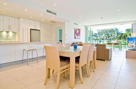 Akama Resort - Surfers Paradise Gold Coast 2
