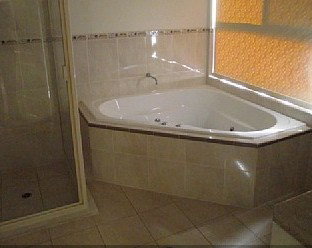Bunya Romance - Holiday Home - Surfers Paradise Gold Coast 3