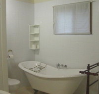 Cosy Cottage - Holiday Home - Surfers Paradise Gold Coast