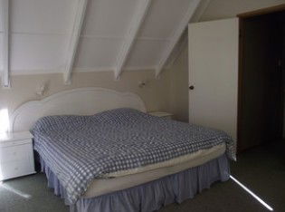 Ty-ar-y-bryn - Holiday Home - Surfers Paradise Gold Coast 0