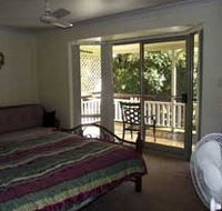 Bowerbird House - Holiday Home - Surfers Paradise Gold Coast
