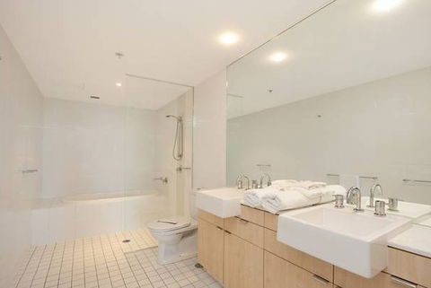 Grand Mercure Apartments Coolangatta - Surfers Paradise Gold Coast 2