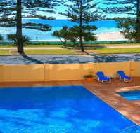 Columbia Beachfront Apartments - Surfers Paradise Gold Coast