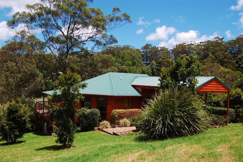 Ravensbourne Escape Holiday Cottages - Surfers Paradise Gold Coast 1