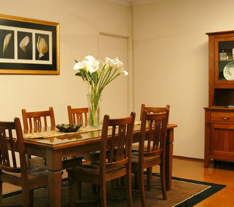 Birds 'n' Bloom Cottages - Surfers Paradise Gold Coast 4