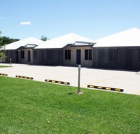 Emerald Park Motel - Surfers Paradise Gold Coast