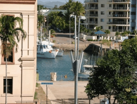 Globetrotters Budget Accommodation - Surfers Paradise Gold Coast 1