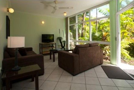 A Tropical Nite - Surfers Paradise Gold Coast 4