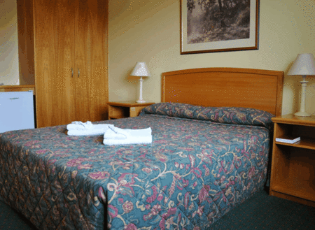 Meadowbrook Hotel - Surfers Paradise Gold Coast 0