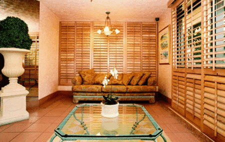 Esplanade Luxury Beachfront Apartments - Surfers Paradise Gold Coast