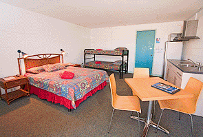 Sea Breeze Resort - Surfers Paradise Gold Coast 3