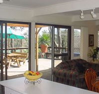 Lakeview Cottage - Surfers Paradise Gold Coast