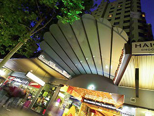 The Swanston Hotel Melbourne, Grand Mercure - Surfers Paradise Gold Coast 2