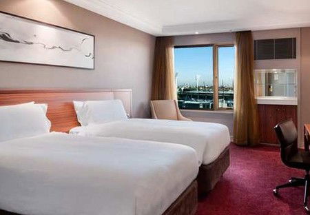 Hilton On The Park Melbourne - Surfers Paradise Gold Coast 2