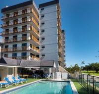 Coral Towers Holiday Apartments - Surfers Paradise Gold Coast