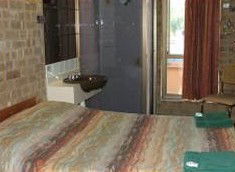 Desert Rose Inn - Surfers Paradise Gold Coast 4