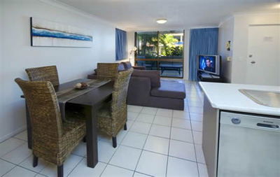 Headland Tropicana - Surfers Paradise Gold Coast 6