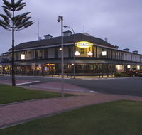 Grand Tasman Hotel - Surfers Paradise Gold Coast