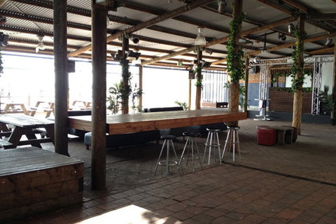 Beachcomber Hotel - Surfers Paradise Gold Coast 3