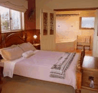Daysy Hill Country Cottages - Surfers Paradise Gold Coast