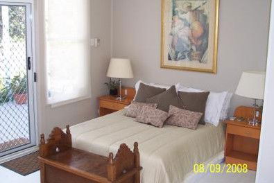 Bateau Bay Beachfront Luxury Accomodation - Surfers Paradise Gold Coast 4