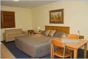 Windmill Motel And Reception Centre - Surfers Paradise Gold Coast 2